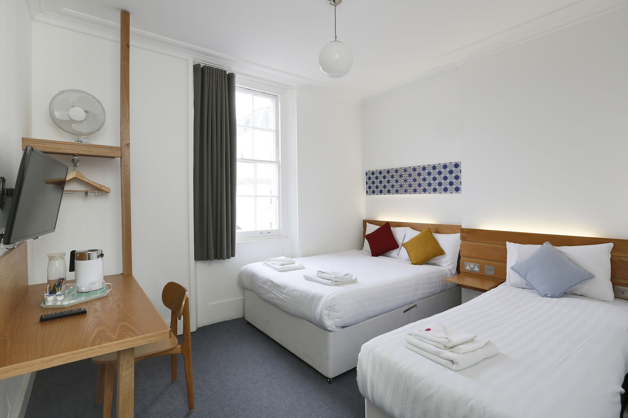 ROOM, TRIPLE