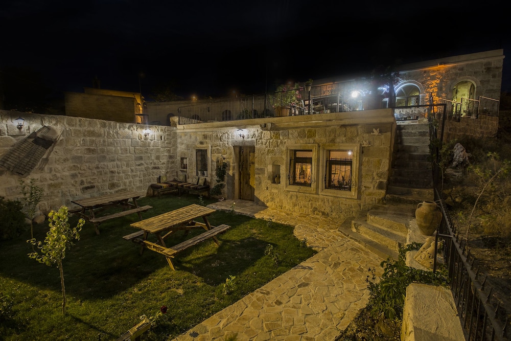 Assiana Cave House 43/50