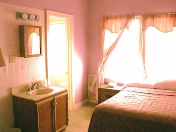 Hotel Del Flores 27/35