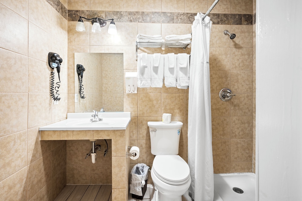 Country Town N Suites 59/65