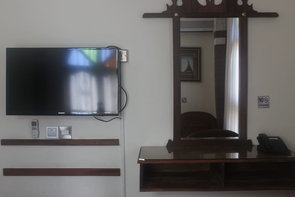 Al-Minar Hotel 6/30