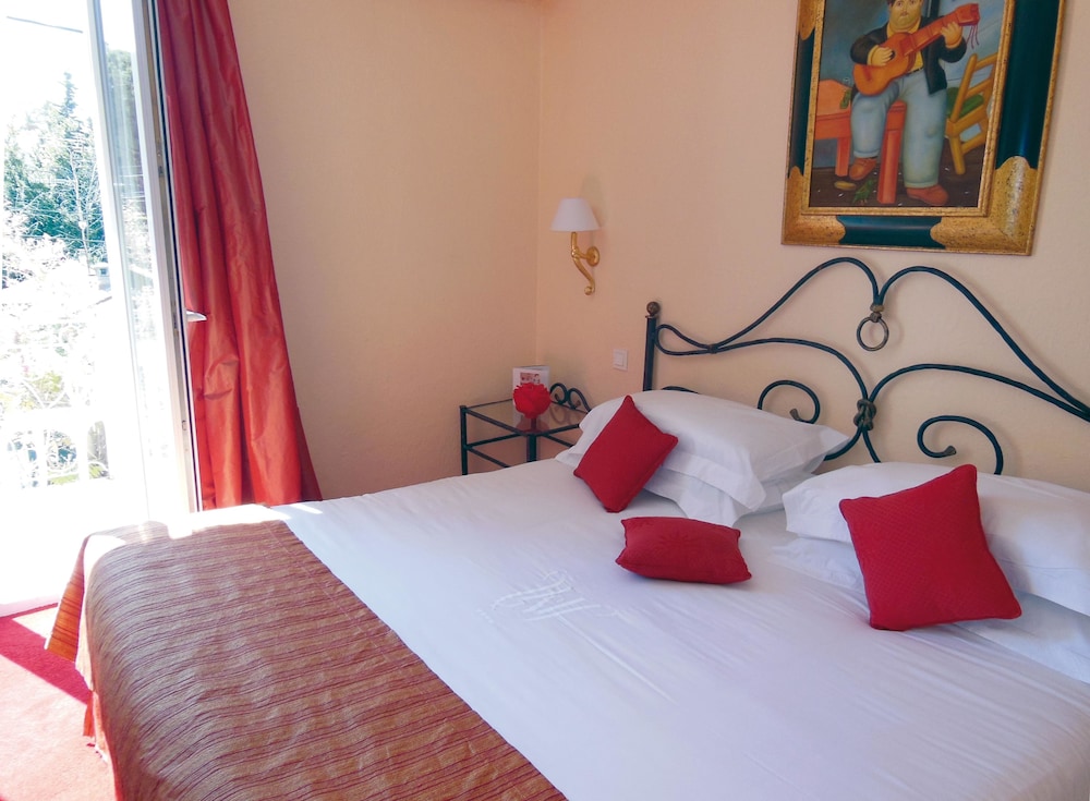 Hotel Sainte Valerie 18/72