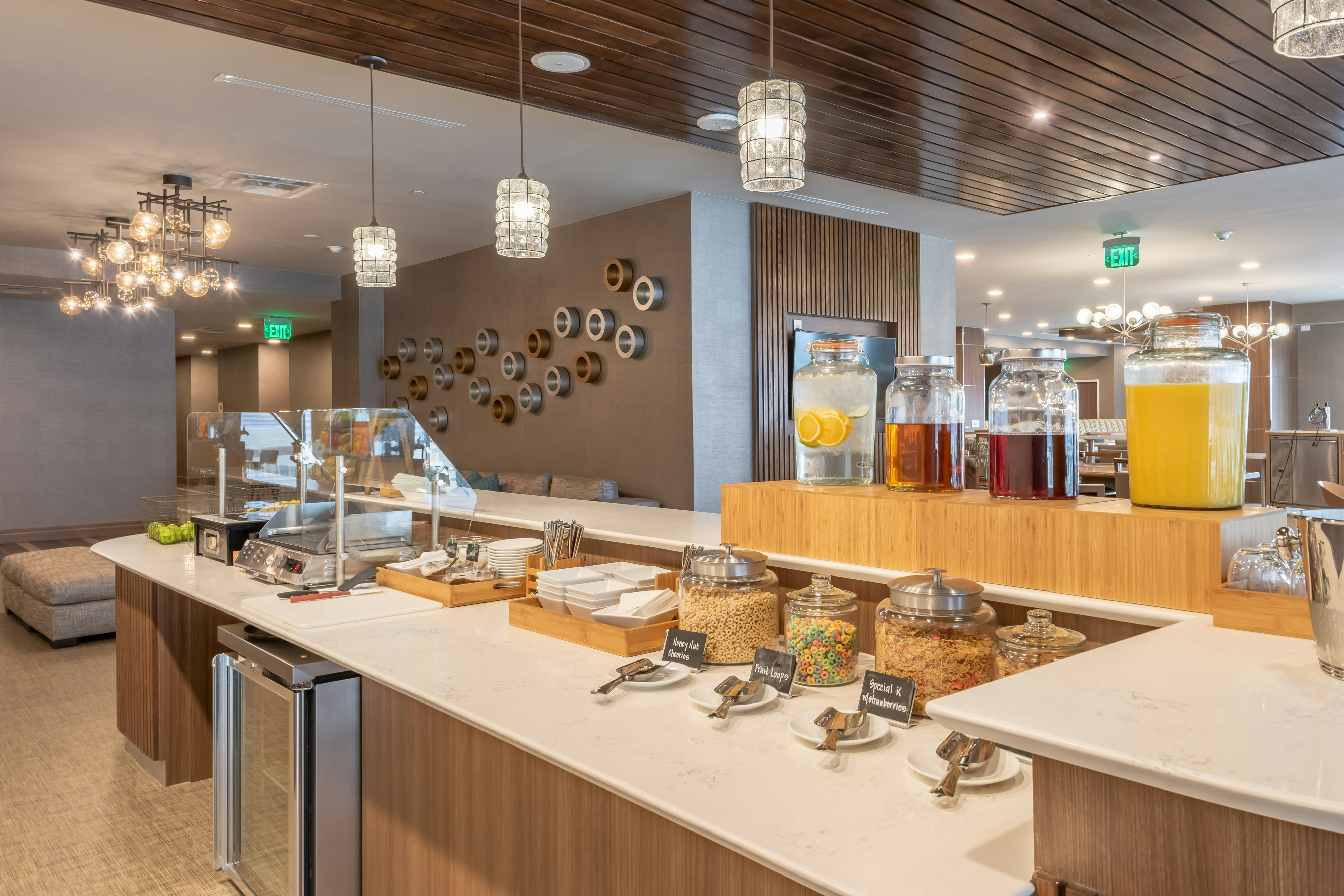 Element Dallas Downtown East 54/76