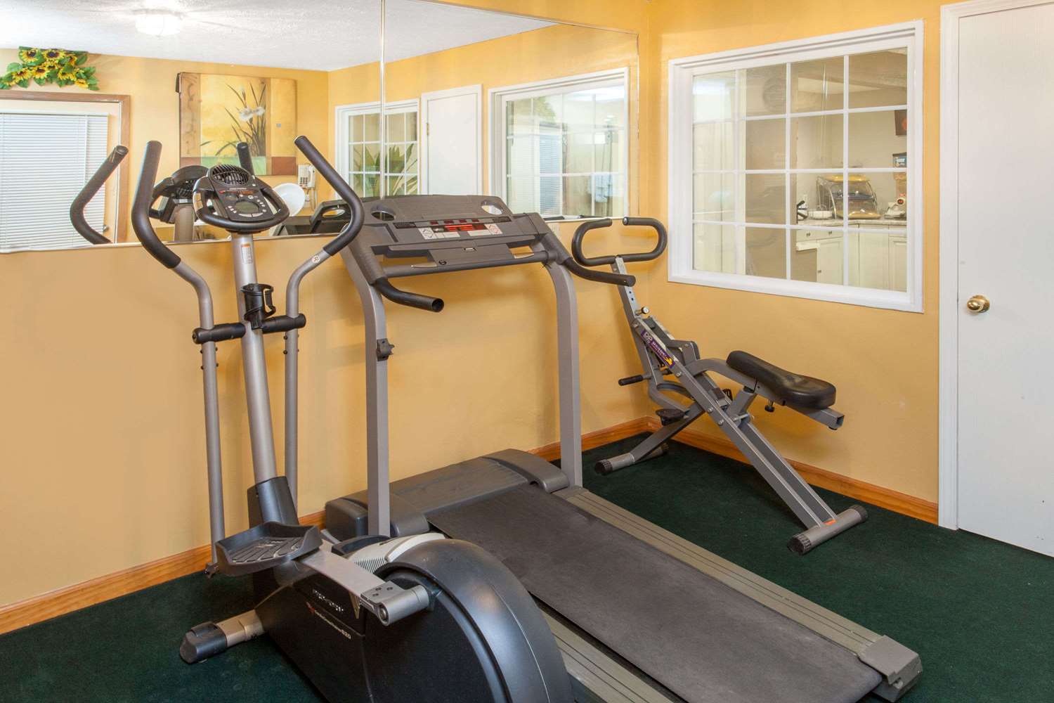 Days Inn by Wyndham Farmer City 7/9