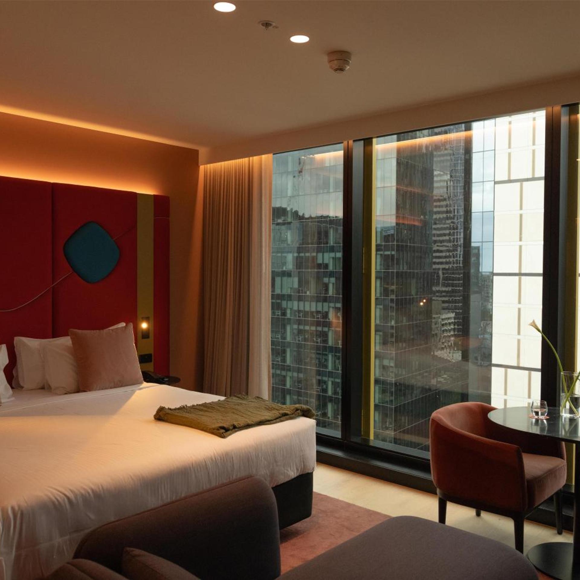 Altitude, 2 Bedrooms, Connecting, Single Bed