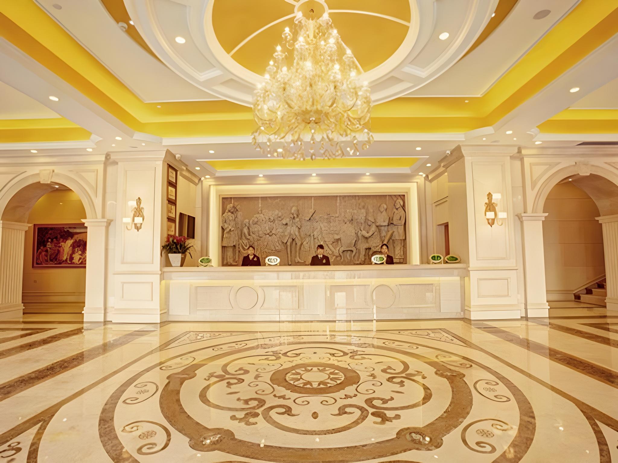 Vienna International Hotel Nanjing South Railway Station Center 5/37