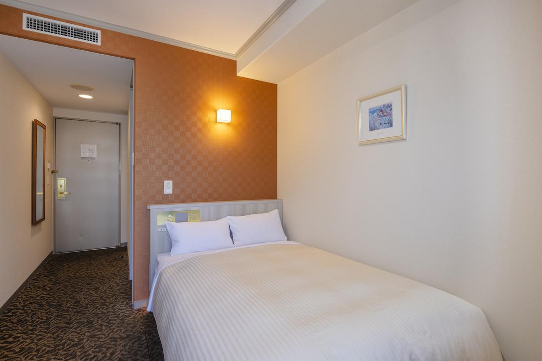Semi Room, Semi Double Bed, Smoking