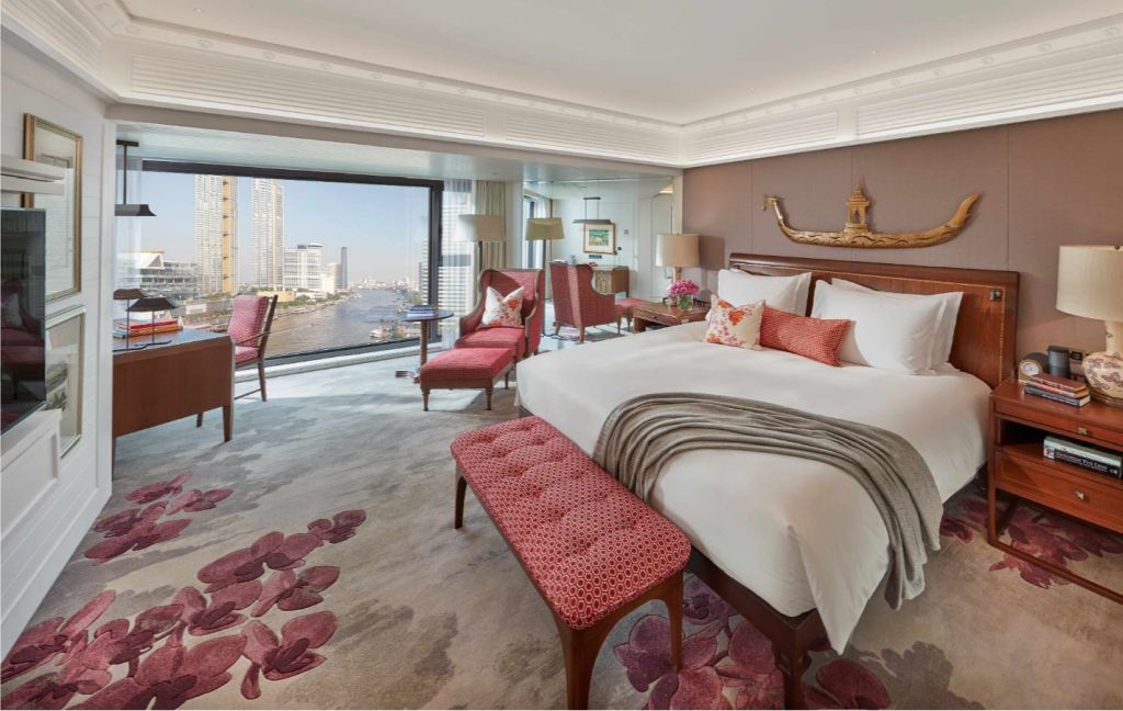 PREMIER, SUITE, KING BED