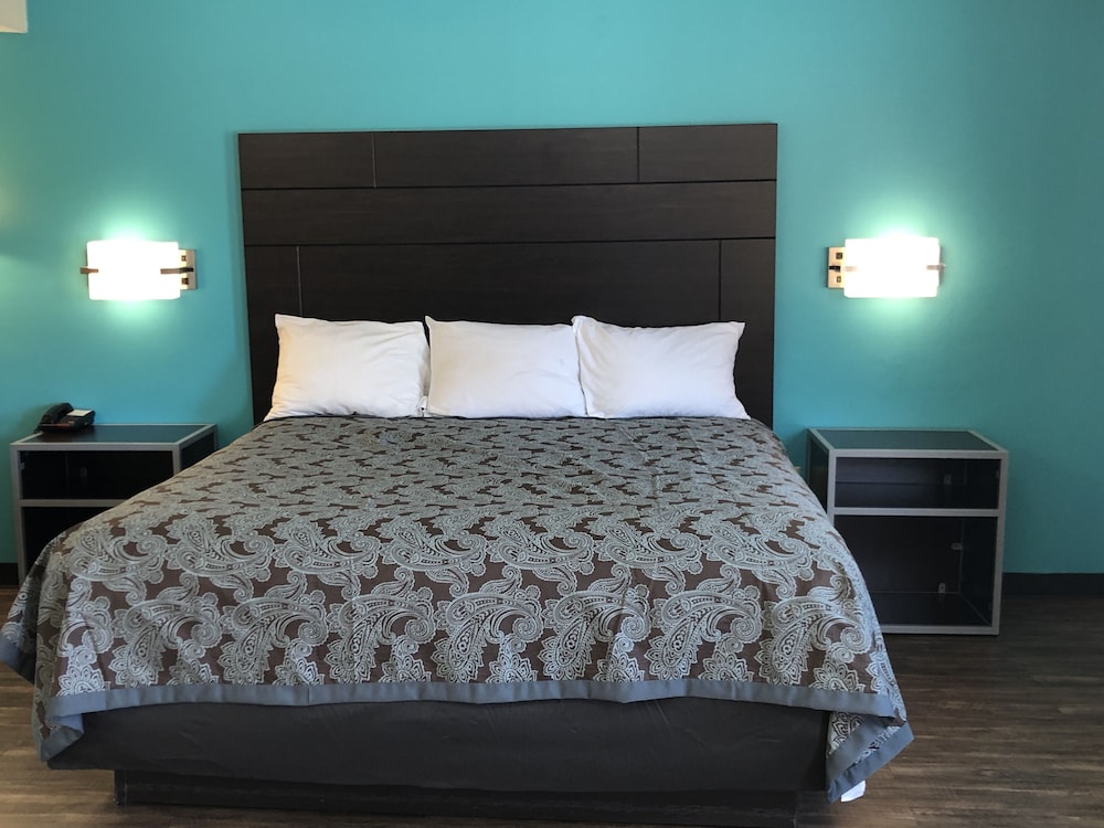 Euro Inn and Suites Slidell 11/17