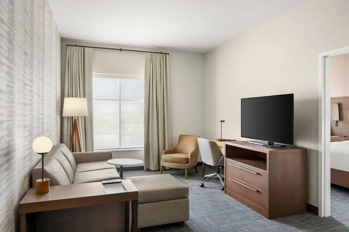 Residence Inn by Marriott Milwaukee Brookfield at Poplar Creek 18/37