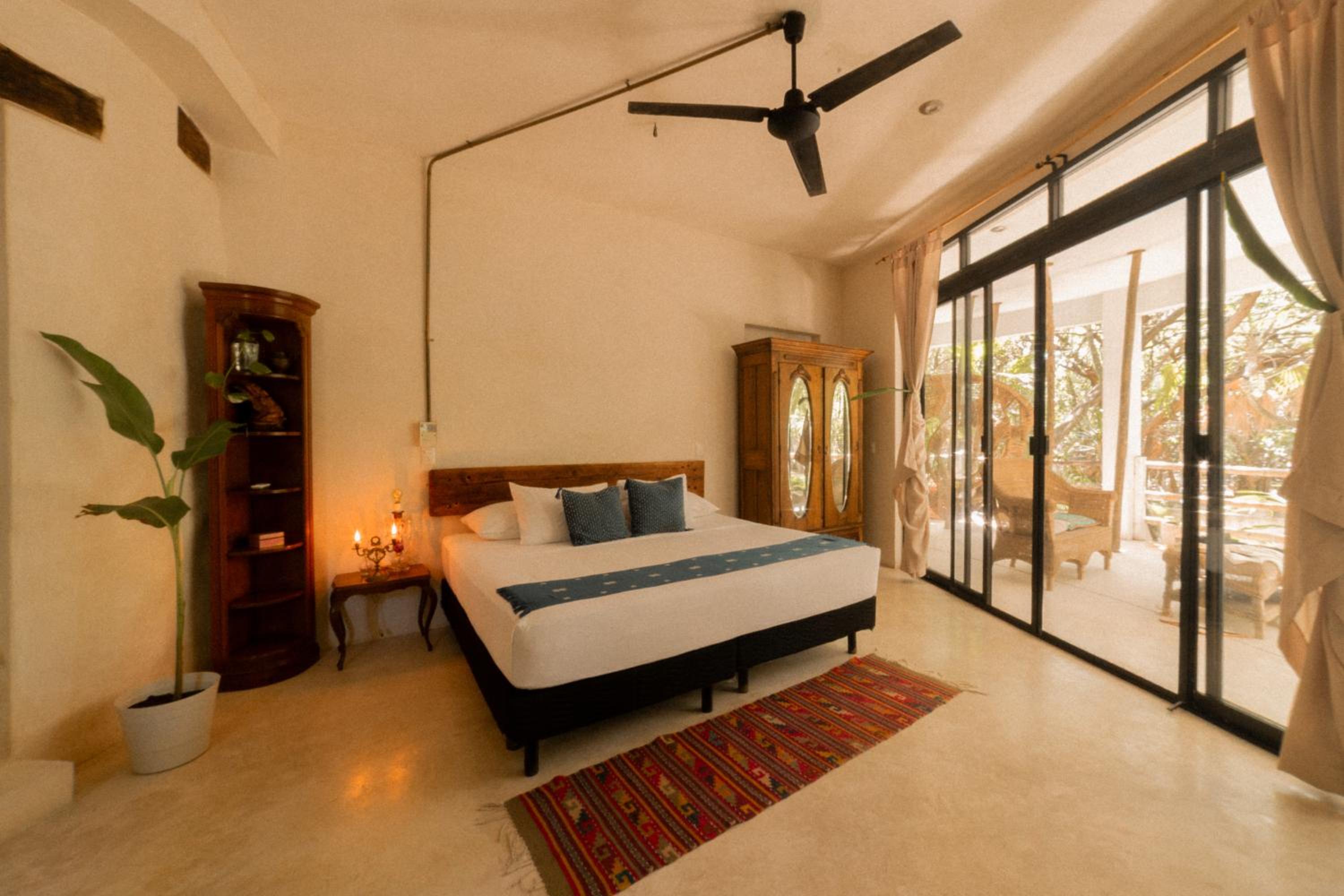 Deluxe, King Bed, Jungle View, Terrace