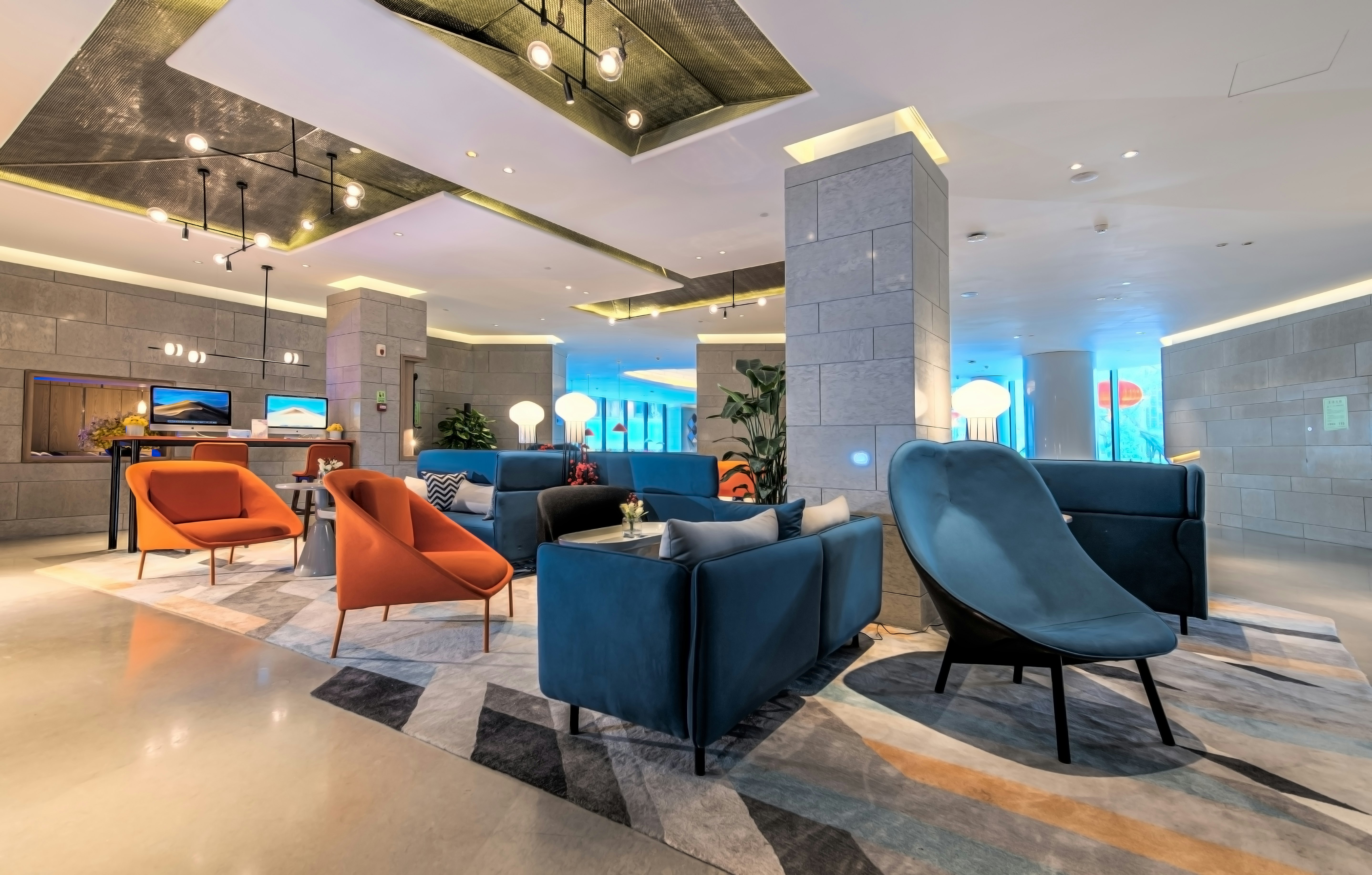 Holiday Inn Express Shenzhen Dongmen 12/22