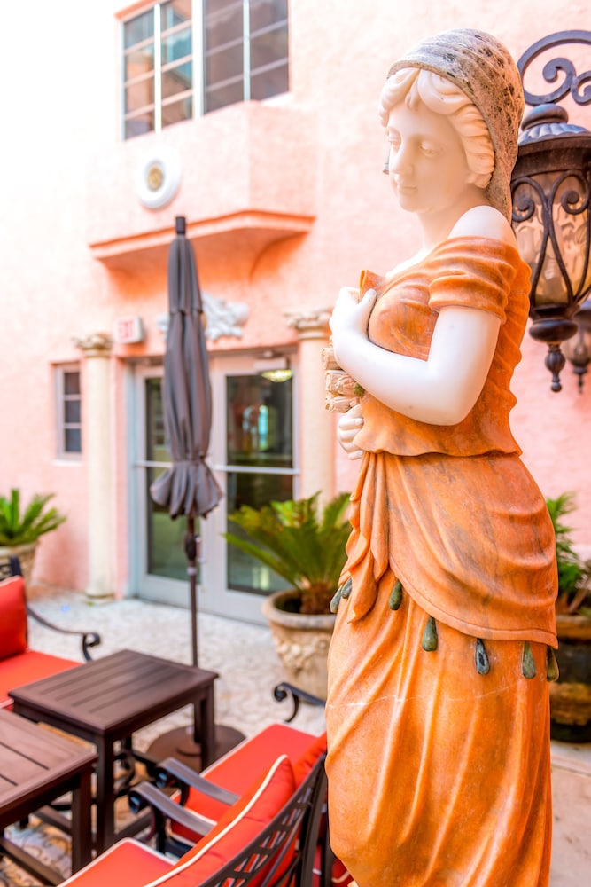 Secret Garden Miami Beach 29/50