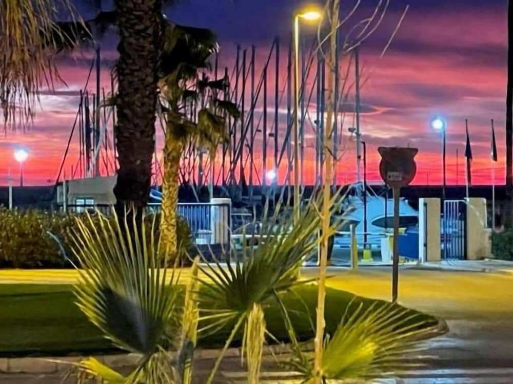 HOTEL PLAYA CANET 59/64
