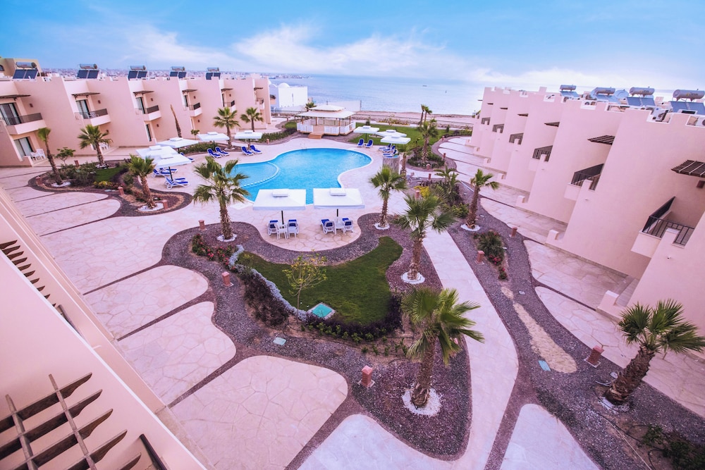 Sky View Suites Hotel 1/20