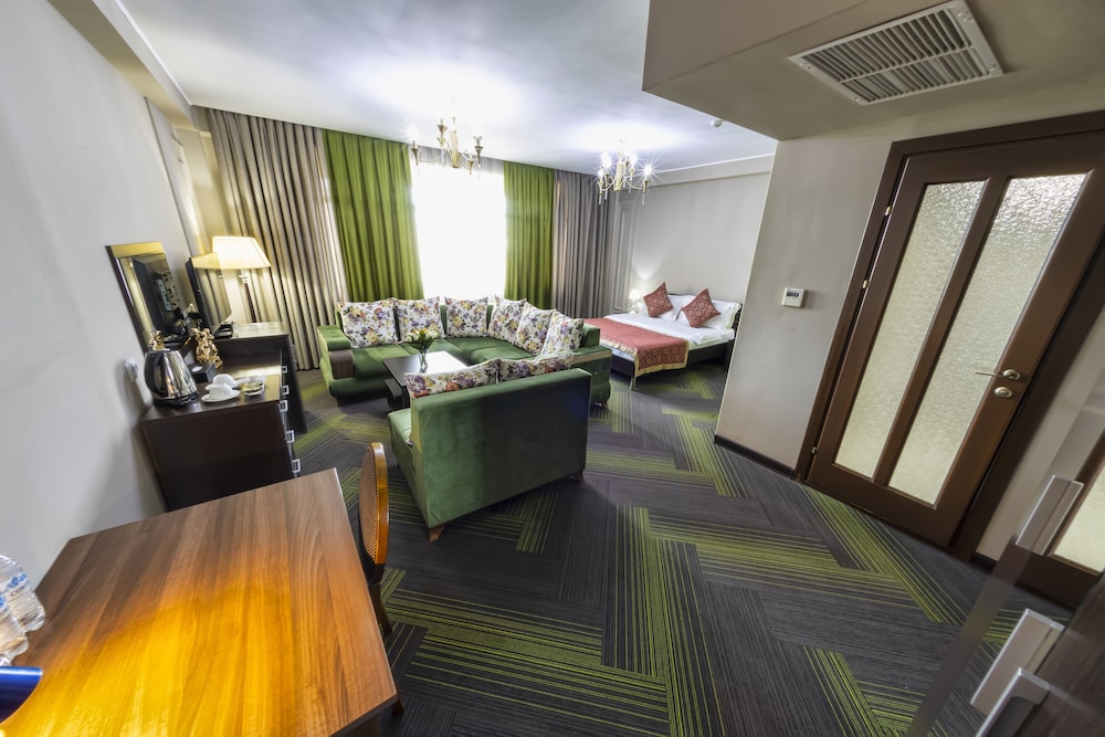 CLASSIC HOTEL 19/31