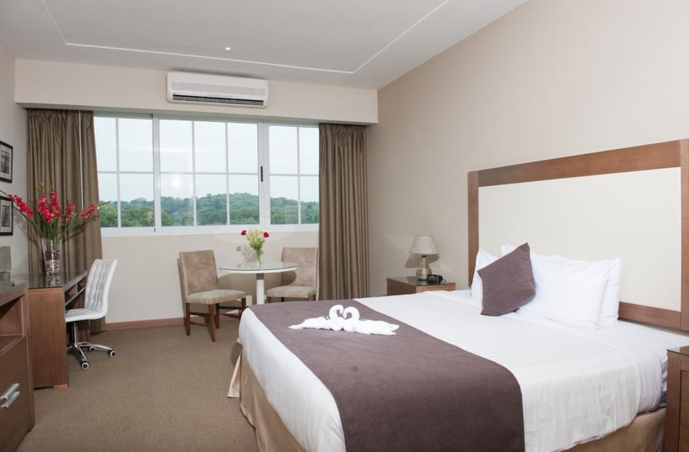 Central Park Hotel Casino Spa 15/46