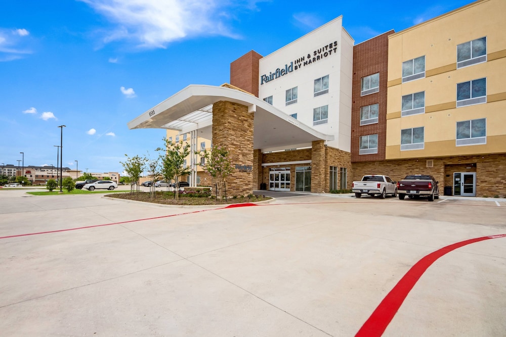 Fairfield Inn & Suites By Marriott Dallas Plano/Frisco 1/42