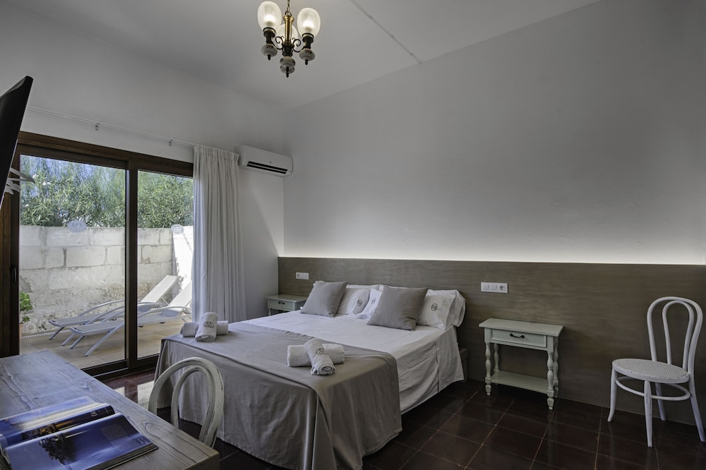 2 BEDROOMS, FAMILY SUITE