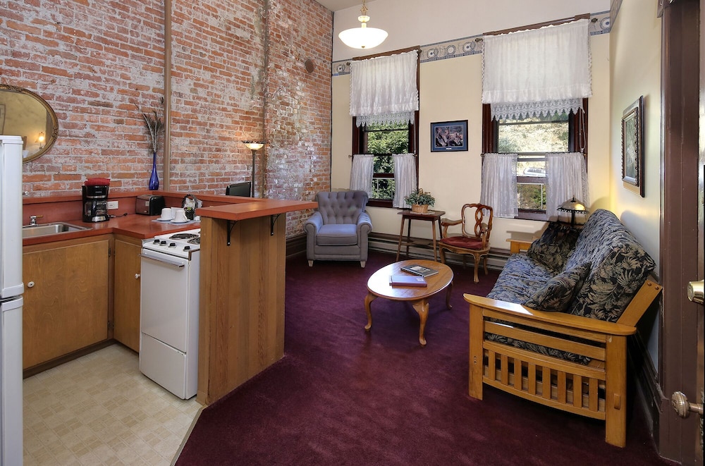 PALACE HOTEL PORT TOWNSEND 27/43