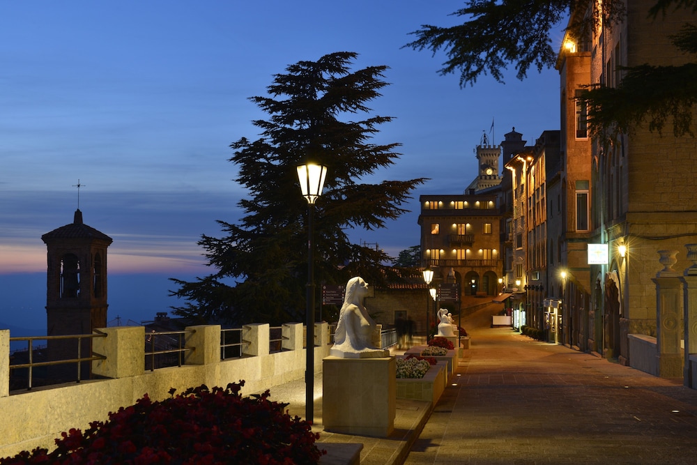 Titano Suites 27/32