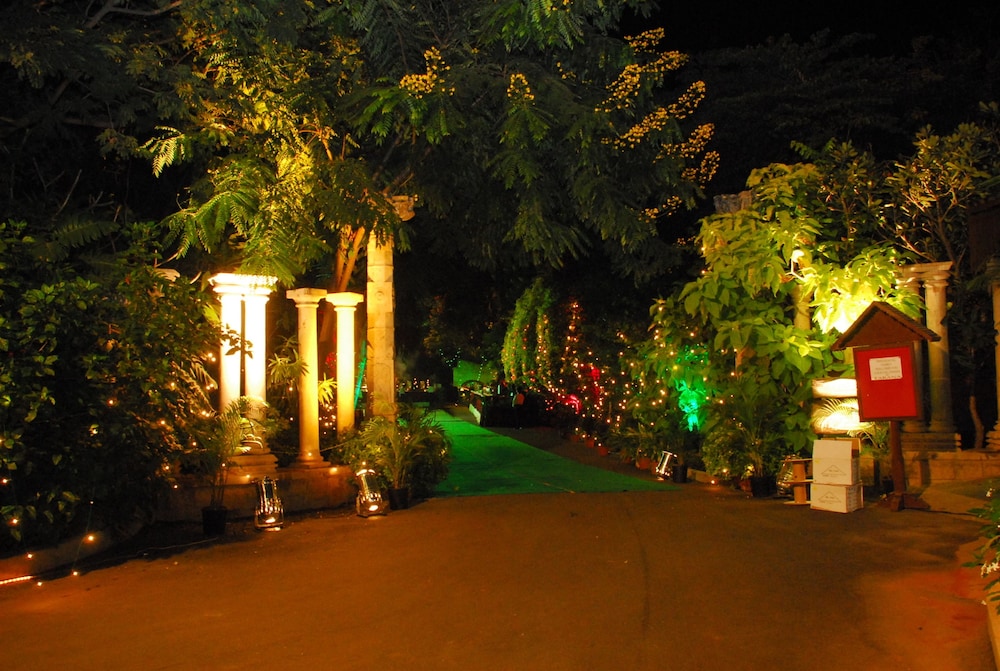 Aalankrita Resort And Convention 49/54
