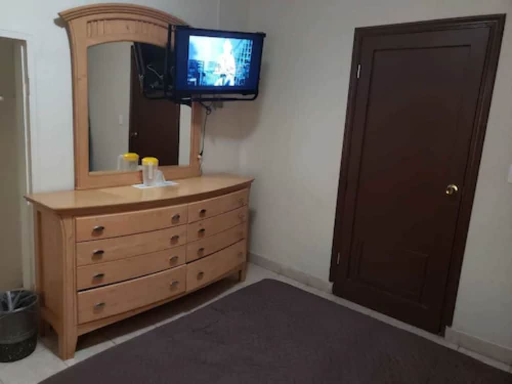 Hotel Baeza 3/50