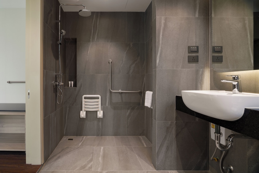 T2 The Portal Sukhumvit 33/34