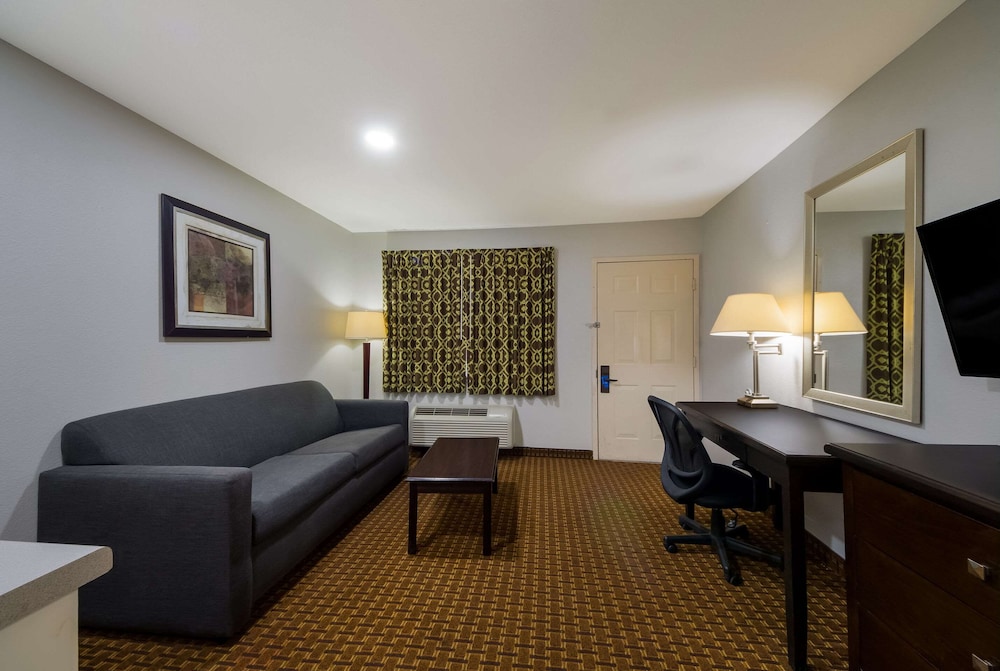Rodeway Inn & Suites Corpus Christi Northwest 27/42