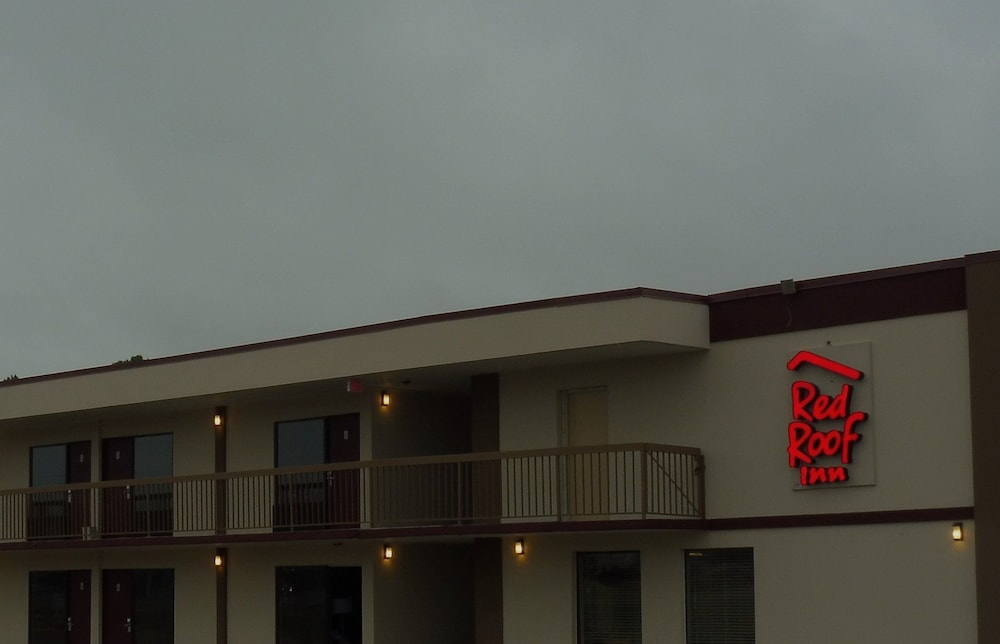 RED ROOF INN FREDERICKSBURG SOUTH photo3