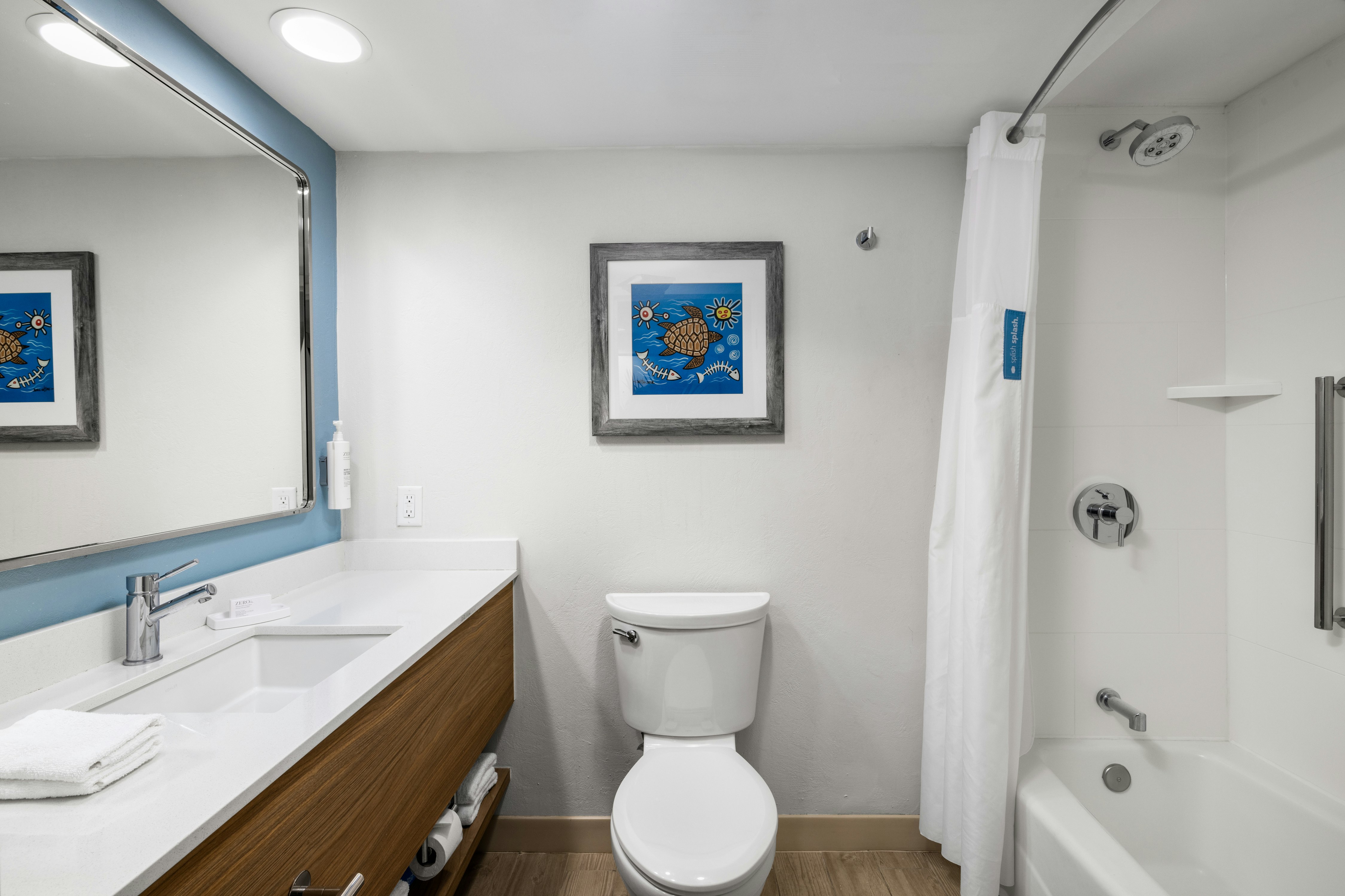 Room, 2 Double Beds, Pool View, Hampton Inn Suites San Juan 3/4