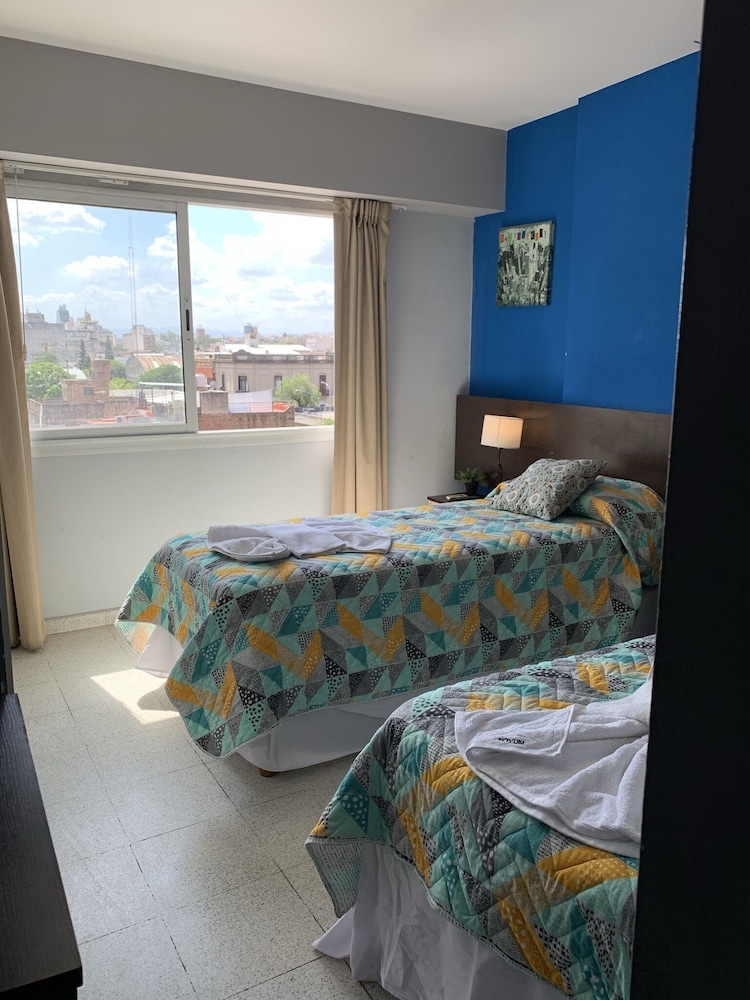 NOVUM SUITES 4/24