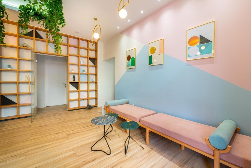 Allure Central Boutique Hotel 20/26