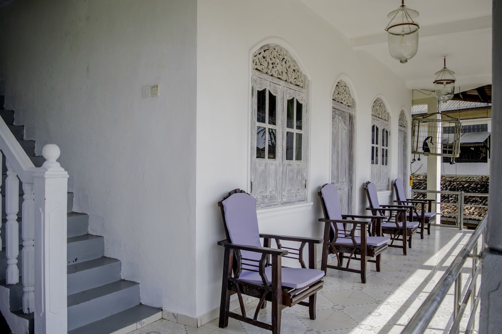 Rampart View Guest House 26/48