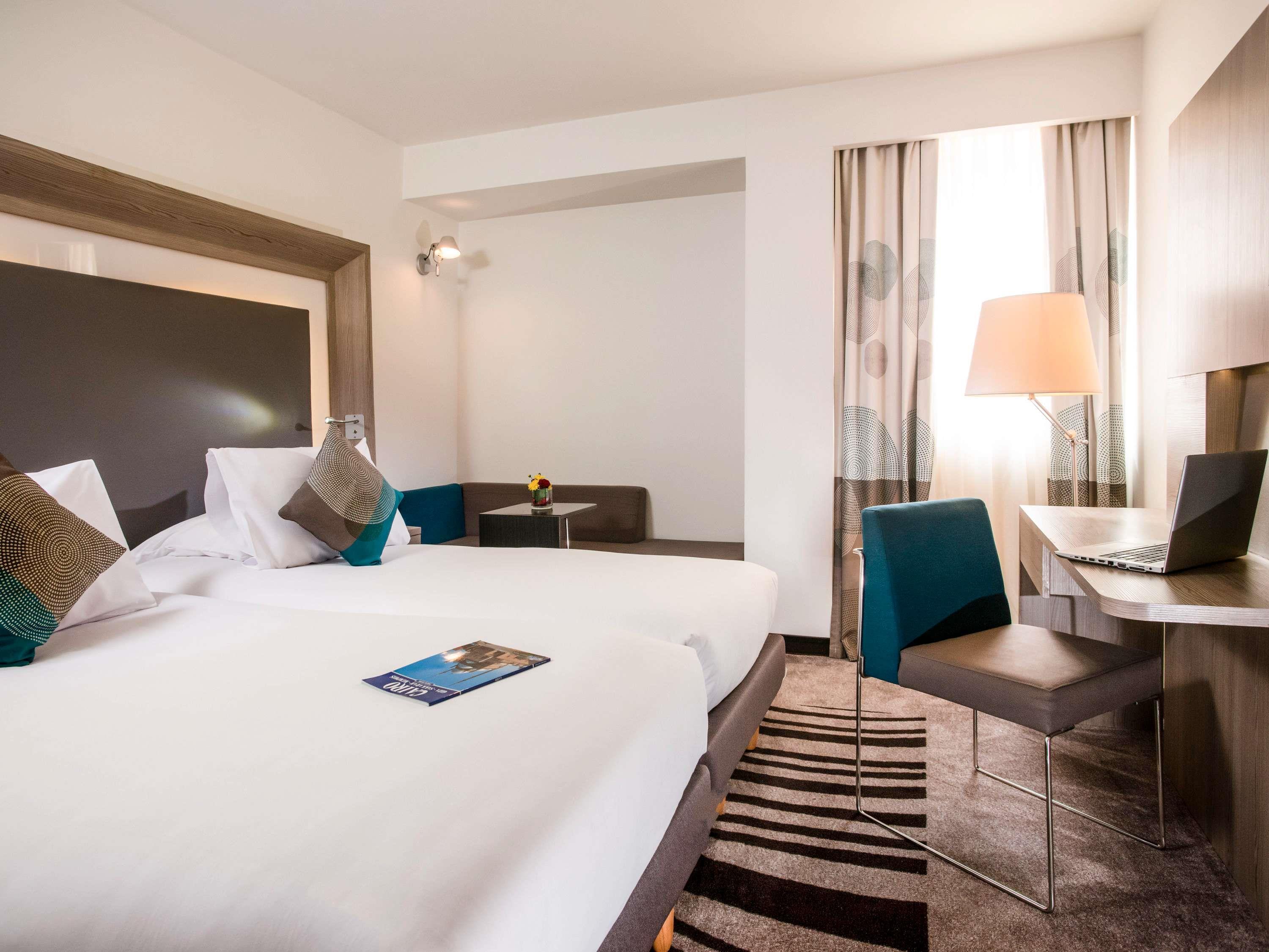 غرفة قياسية بسريرين منفصلين، Novotel Cairo Airport 6/10