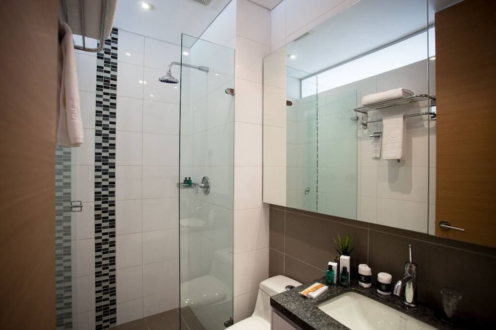 Hotel 93 Luxury Residences 14/69
