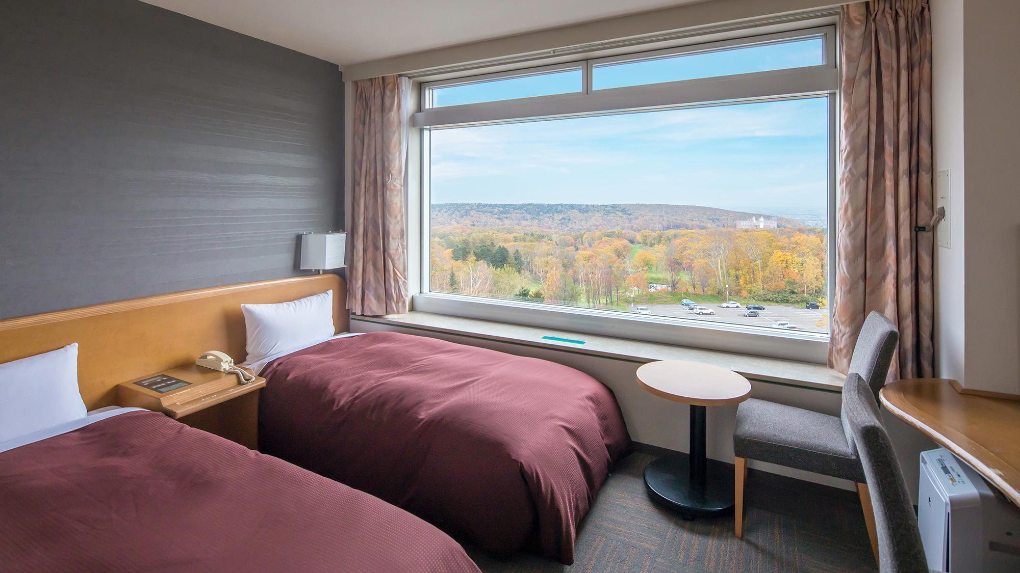 Ideal, Casual, Twin Beds, Mountain View