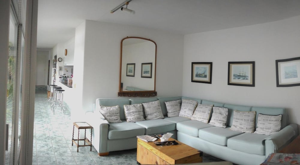Admiralty B&B 17/50