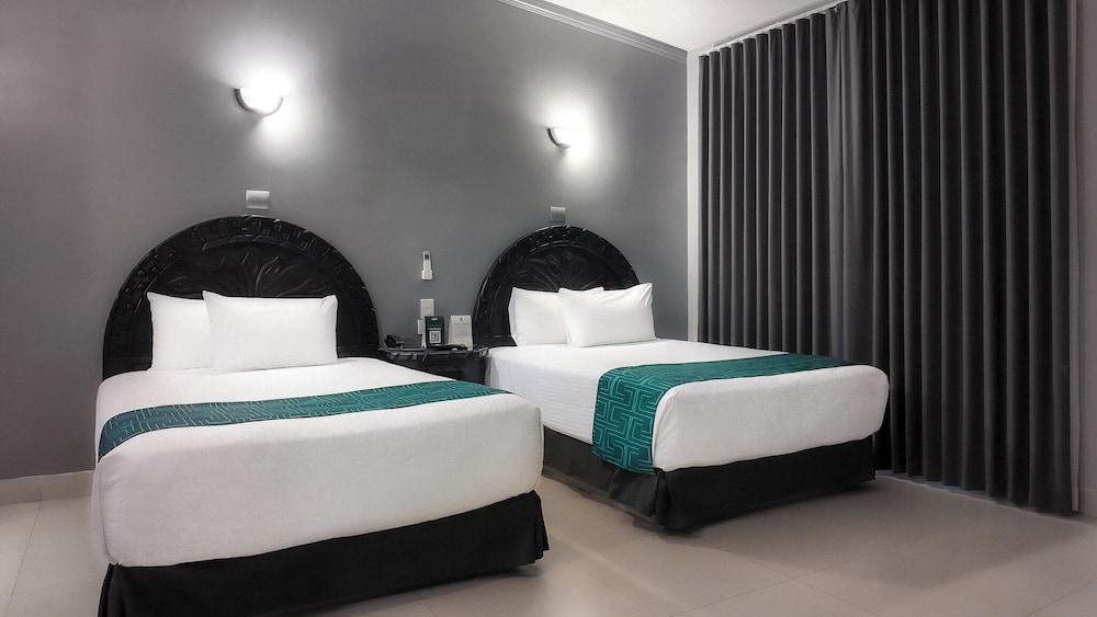 InHouse Select Hacienda Tres Rios 26/70
