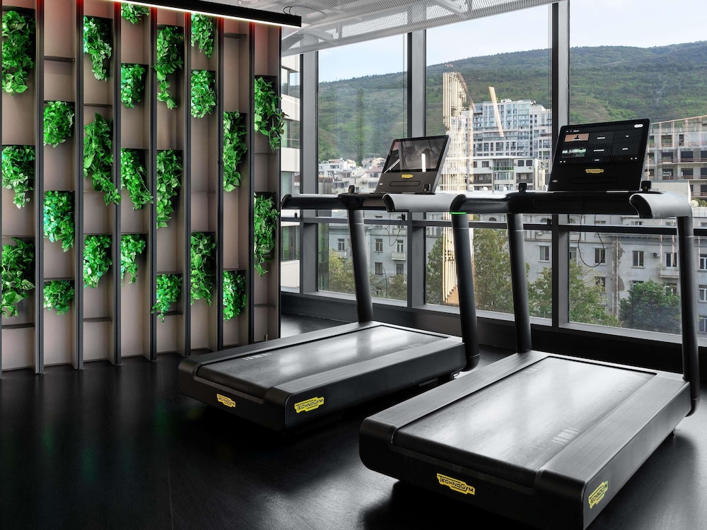 Pullman Tbilisi Axis Towers 23/45