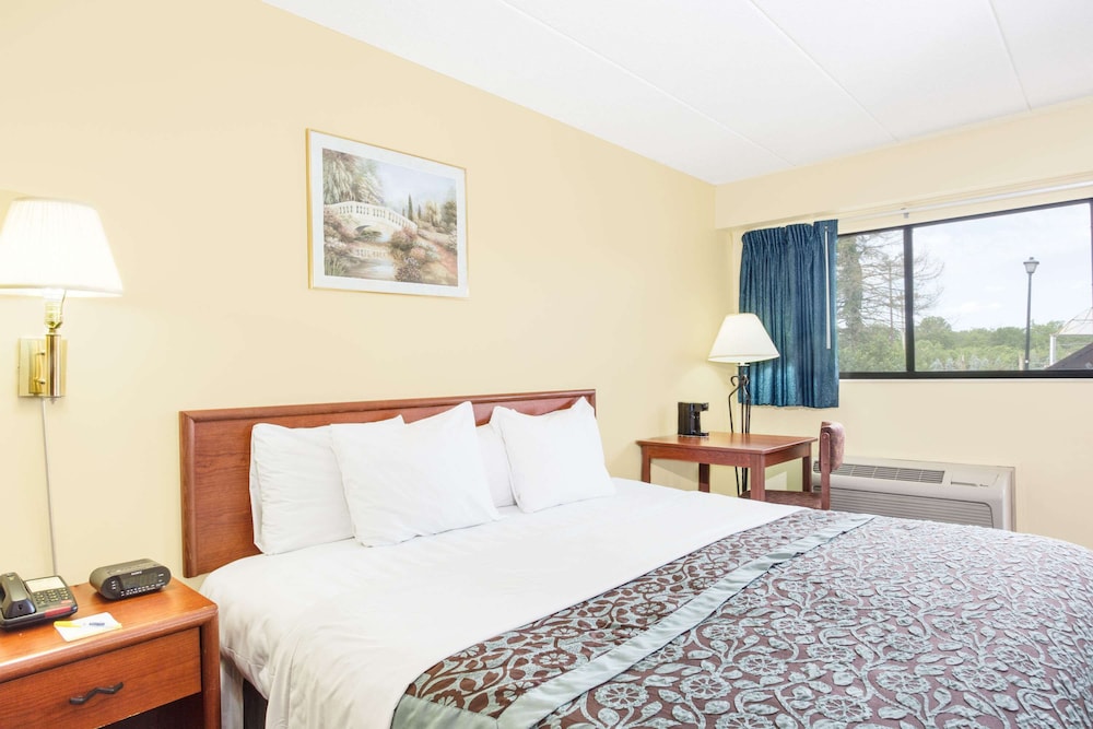 Days Inn By Wyndham Athens 4/14