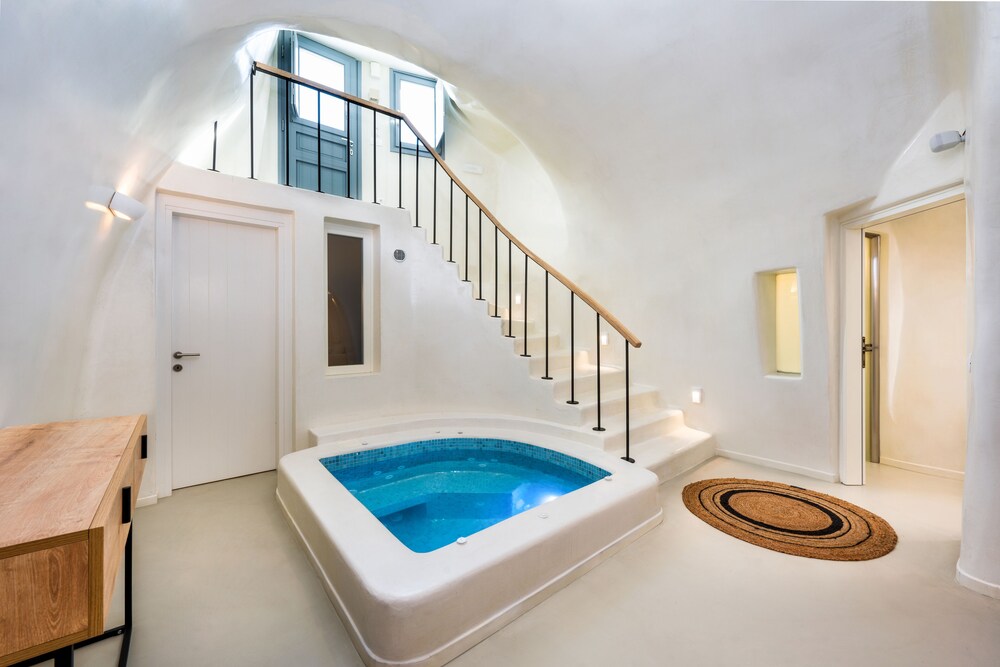 Hill Suites 22/50