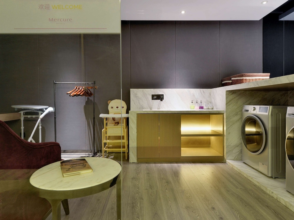 Mercure Taiyuan Changfeng Street 42/71