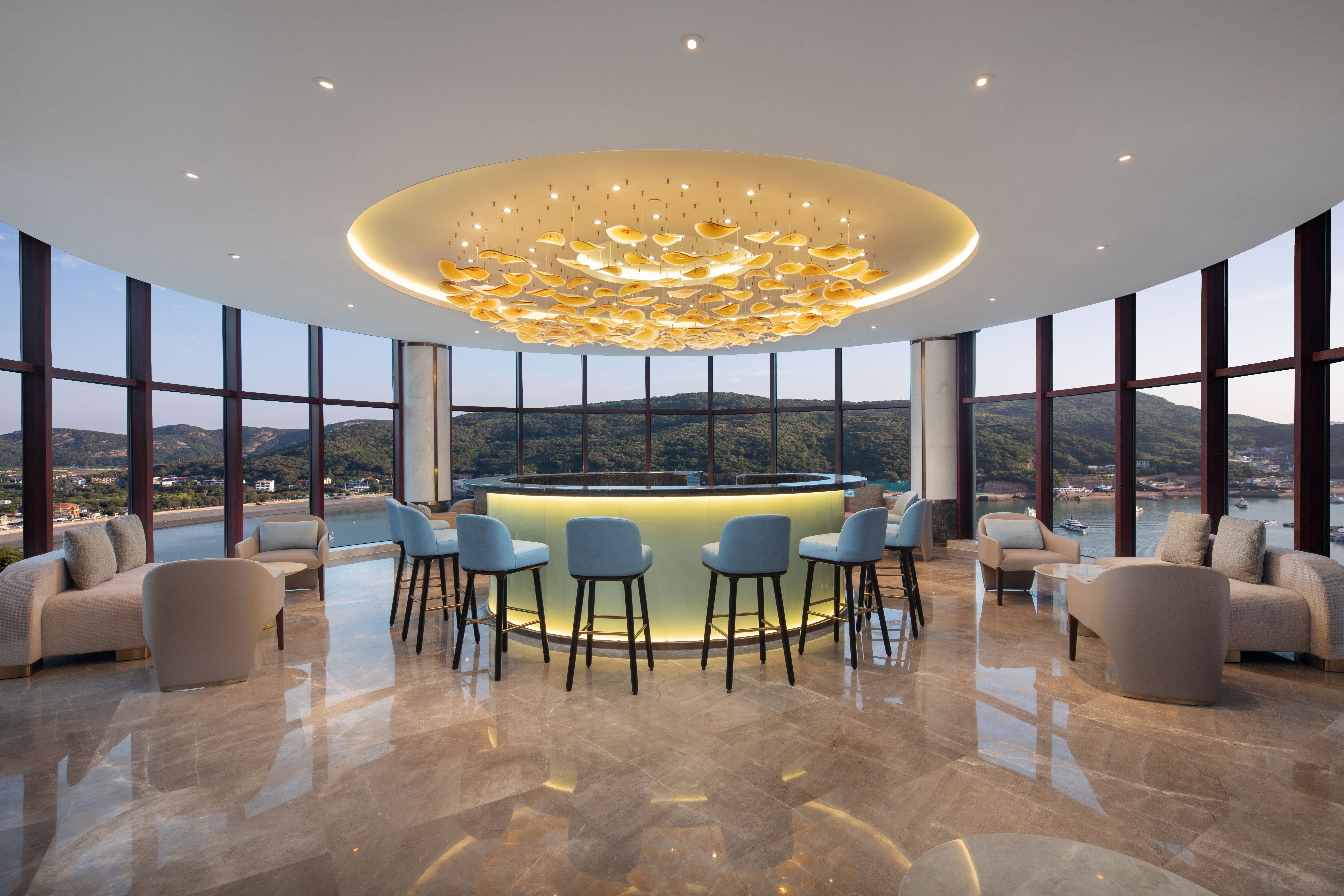 Crowne Plaza Zhoushan Seaview 34/51