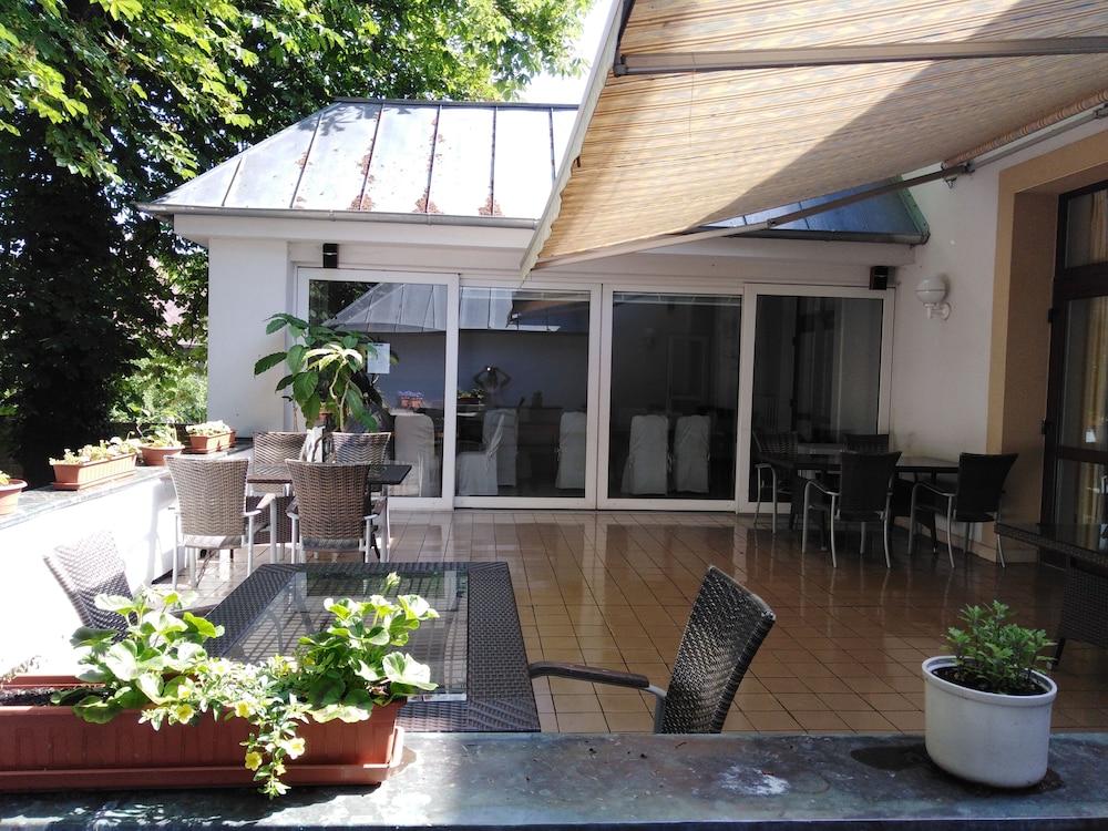 Hotel Svornost 2/72
