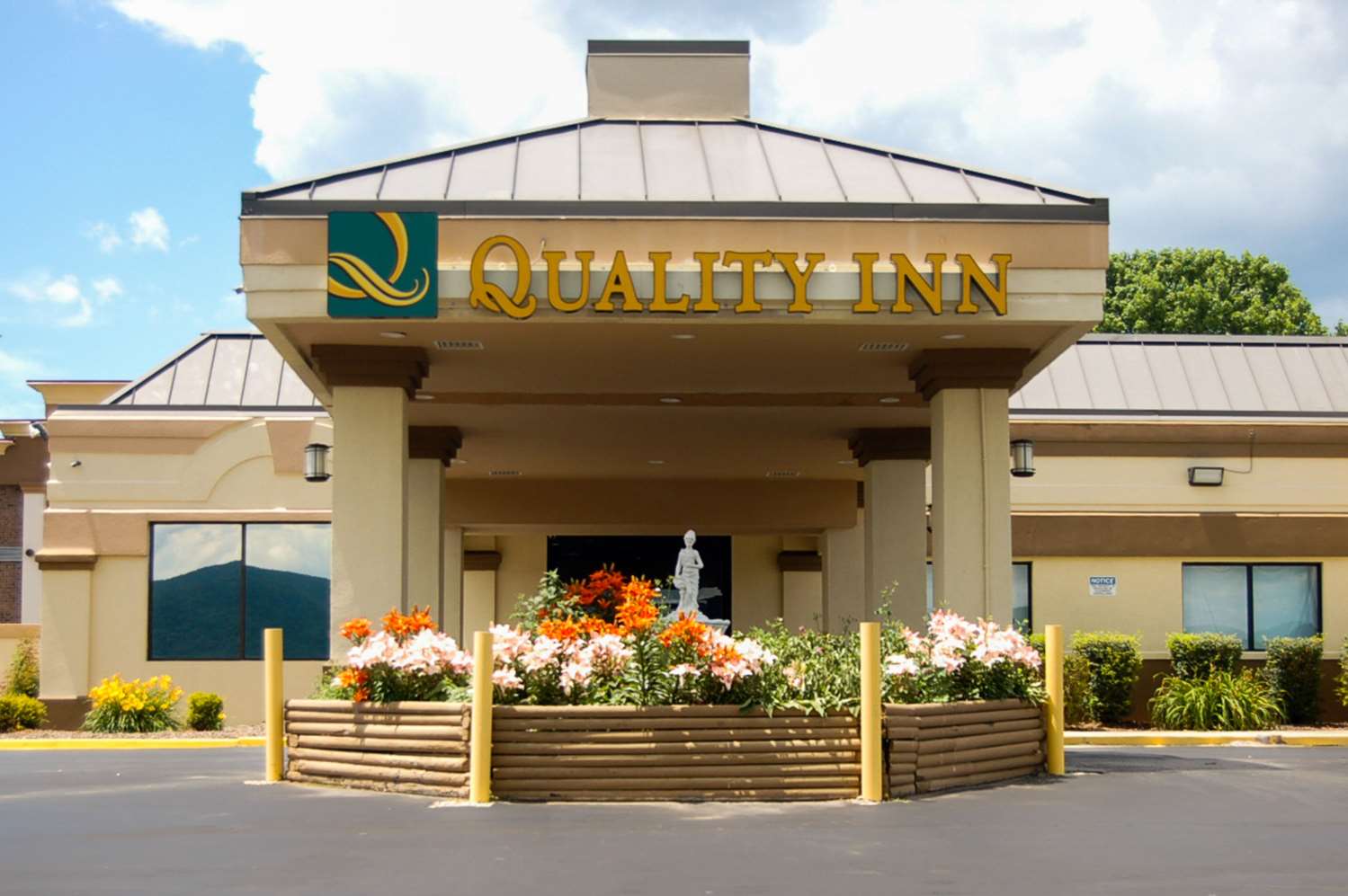 Quality Inn Mill Hall - Lamar 2/25