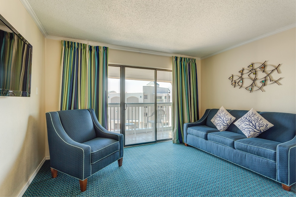 Casa Del Mar Beachfront Suites 75/82