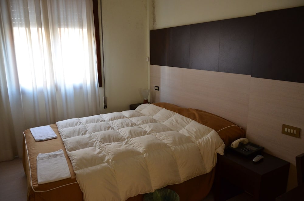 Hotel Colombo 34/59