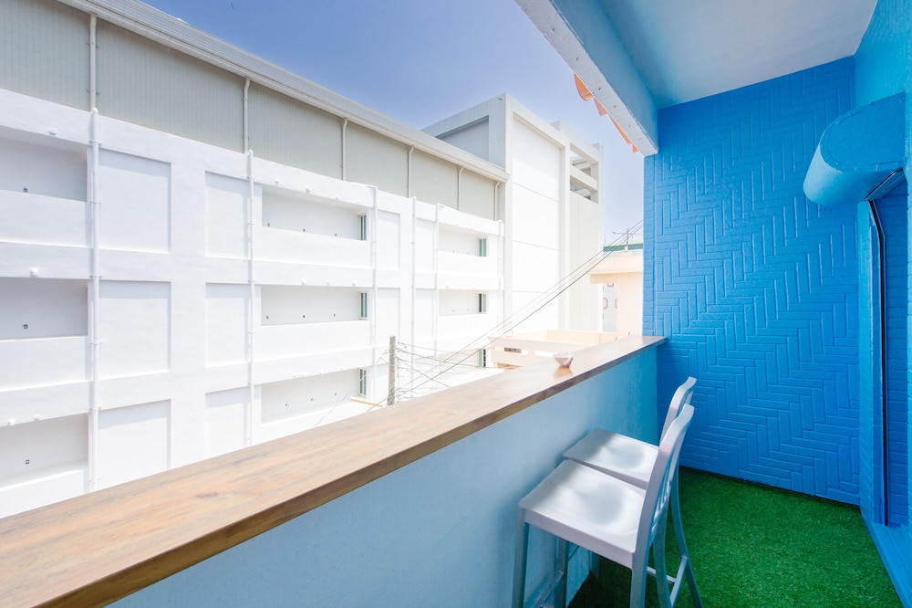 Ocean B&B 3/50