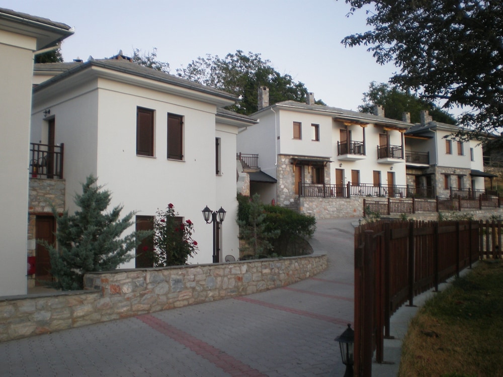 Pelion Resort 8/78